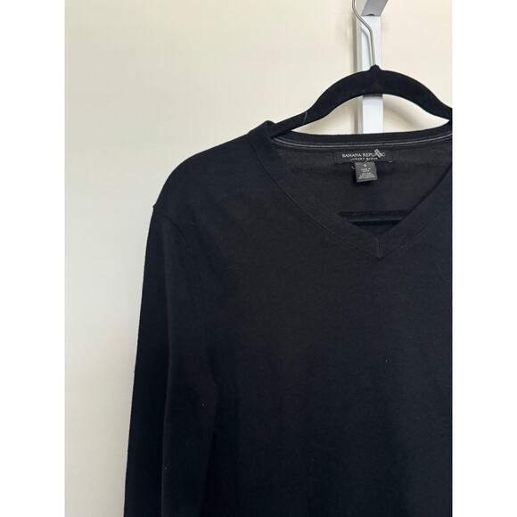 Banana Republic Men's Luxury Blend Silk Cashmere Sweater V Neck Black Size S - Picture 2 of 5